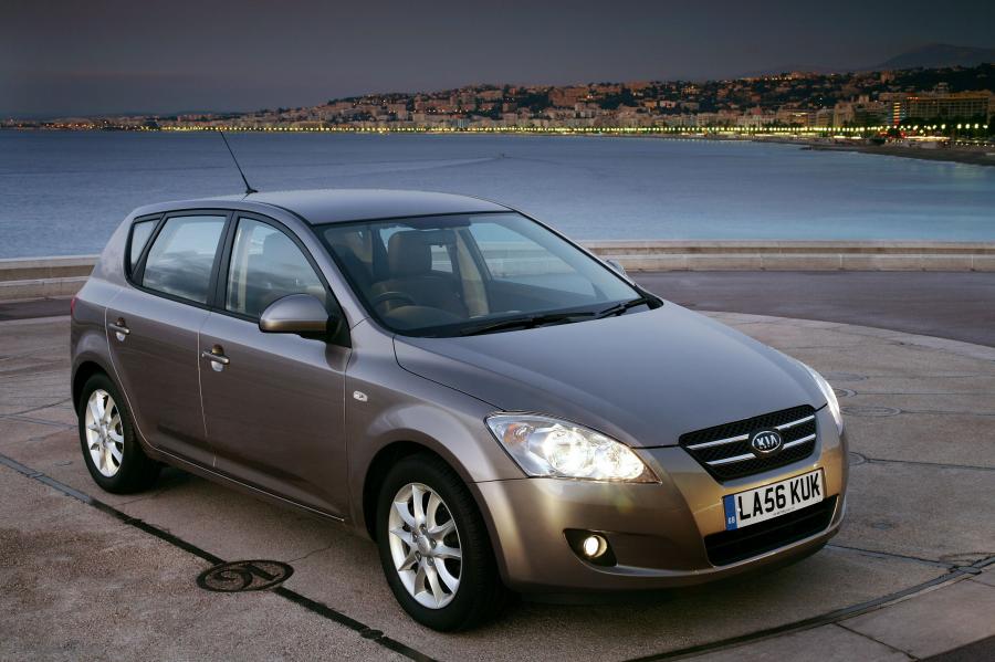  Kia cee&rsquo;d 2007 года  (фото 21 из 36)